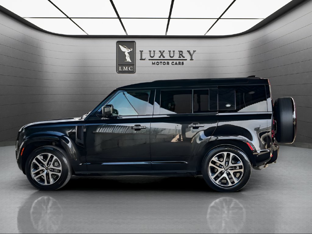 Used 2022 Land Rover Defender 110 XS Edition AWD/4WD image 5