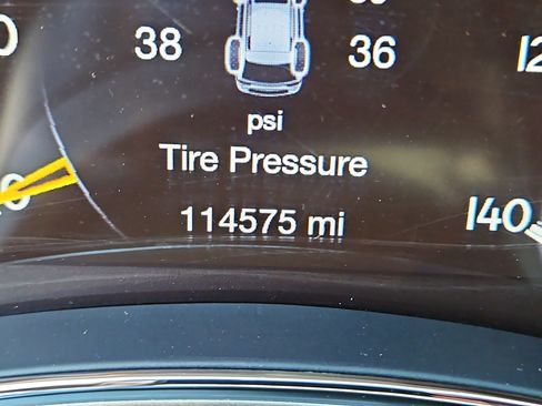 Used 2018 Jeep Grand Cherokee Laredo AWD/4WD image 27