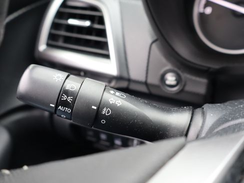 Used 2019 Subaru Forester Limited w/ Popular Package #3 image 23