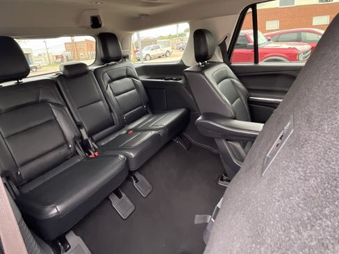 Used 2025 Lincoln Navigator Reserve AWD/4WD image 21