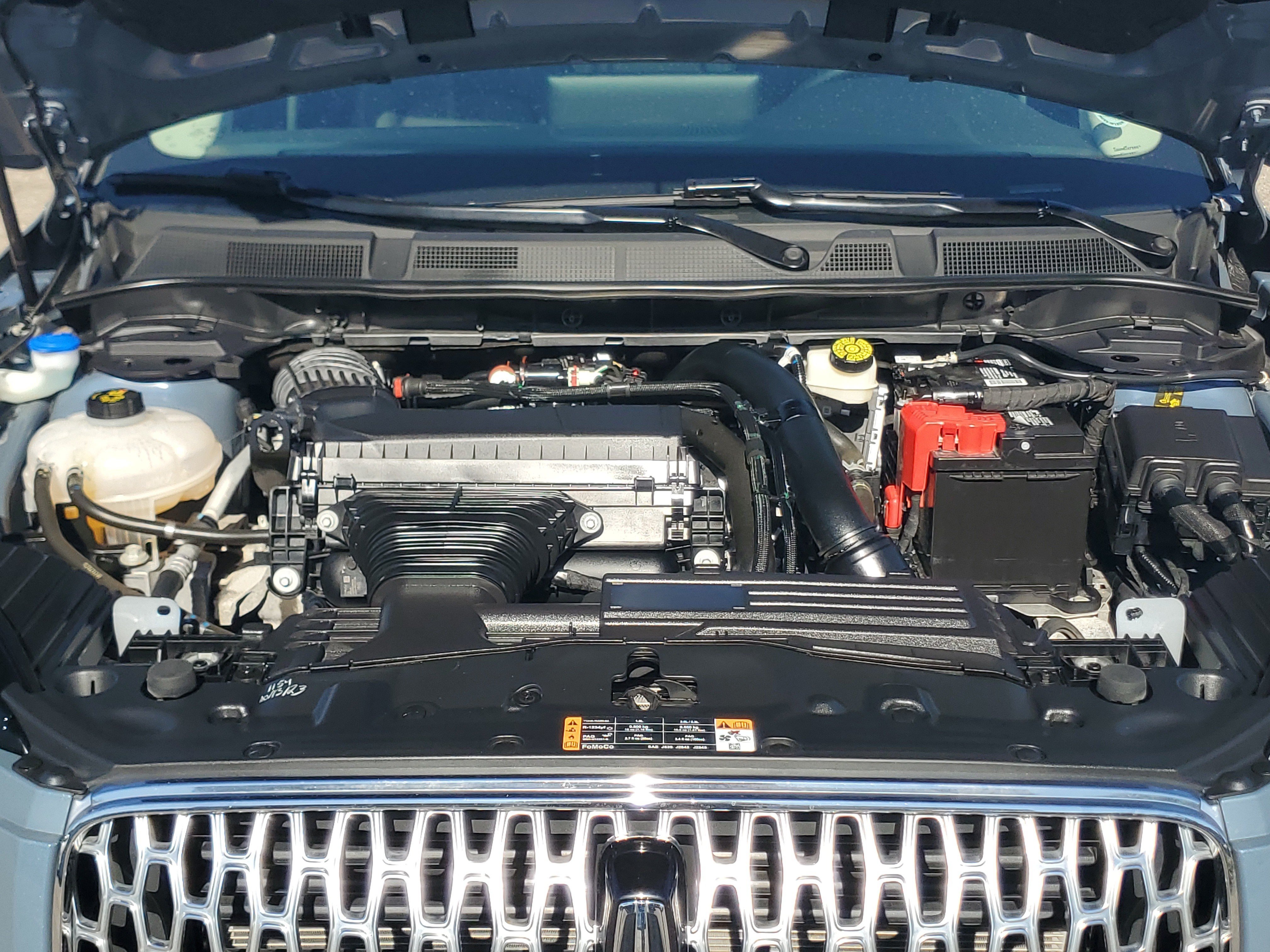 Certified 2023 Lincoln Corsair AWD w/ Equipment Group 101A image 8