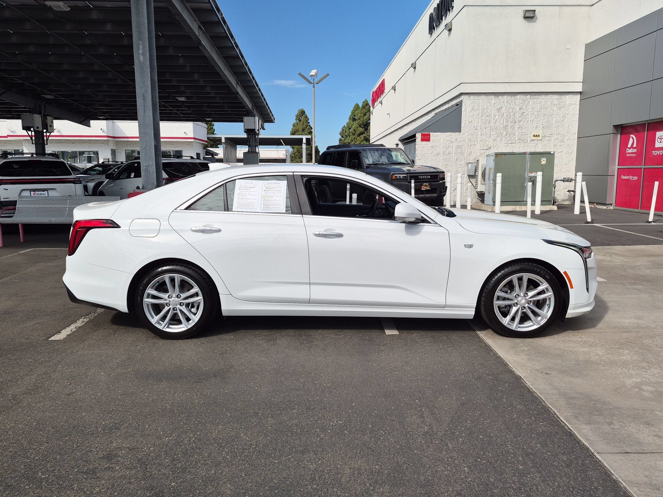 Used 2024 Cadillac CT4 Luxury w/ Cold Weather Package RWD image 5