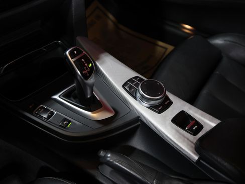 Used 2018 BMW 430i Convertible RWD image 23