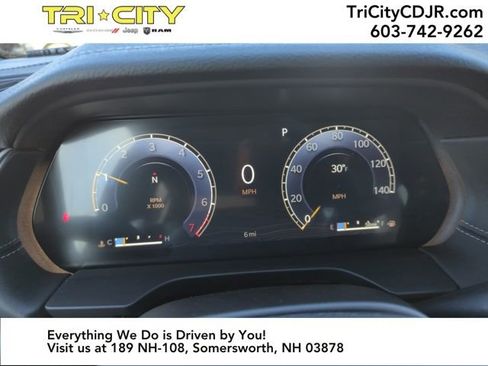 New 2025 Jeep Grand Cherokee Limited image 15