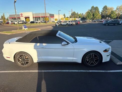 Used 2018 Ford Mustang Premium RWD image 2