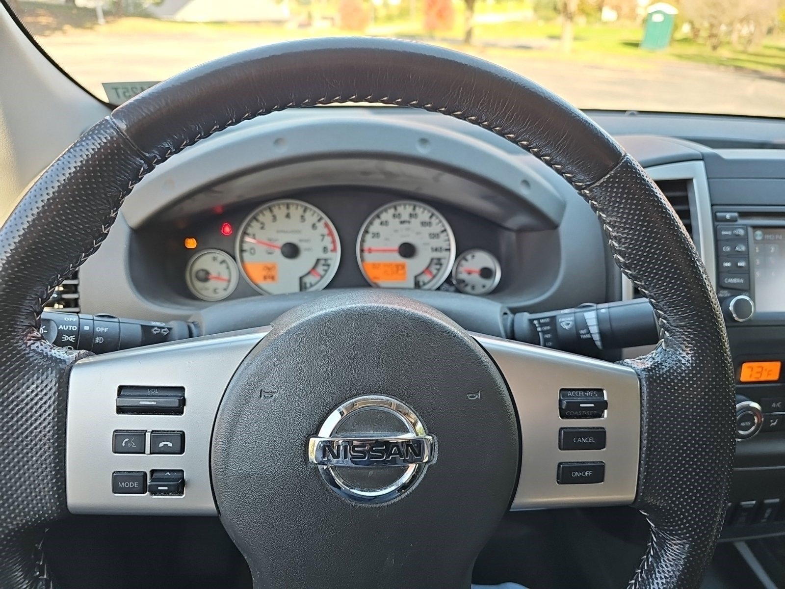 Used 2013 Nissan Frontier PRO-4X w/ Pro-4x Luxury Pkg AWD/4WD image 20