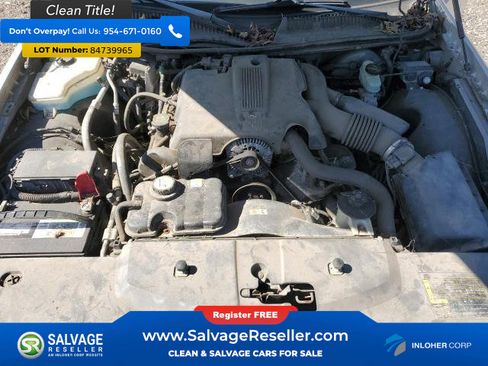 Used 2003 Lincoln Town Car Signature RWD image 15