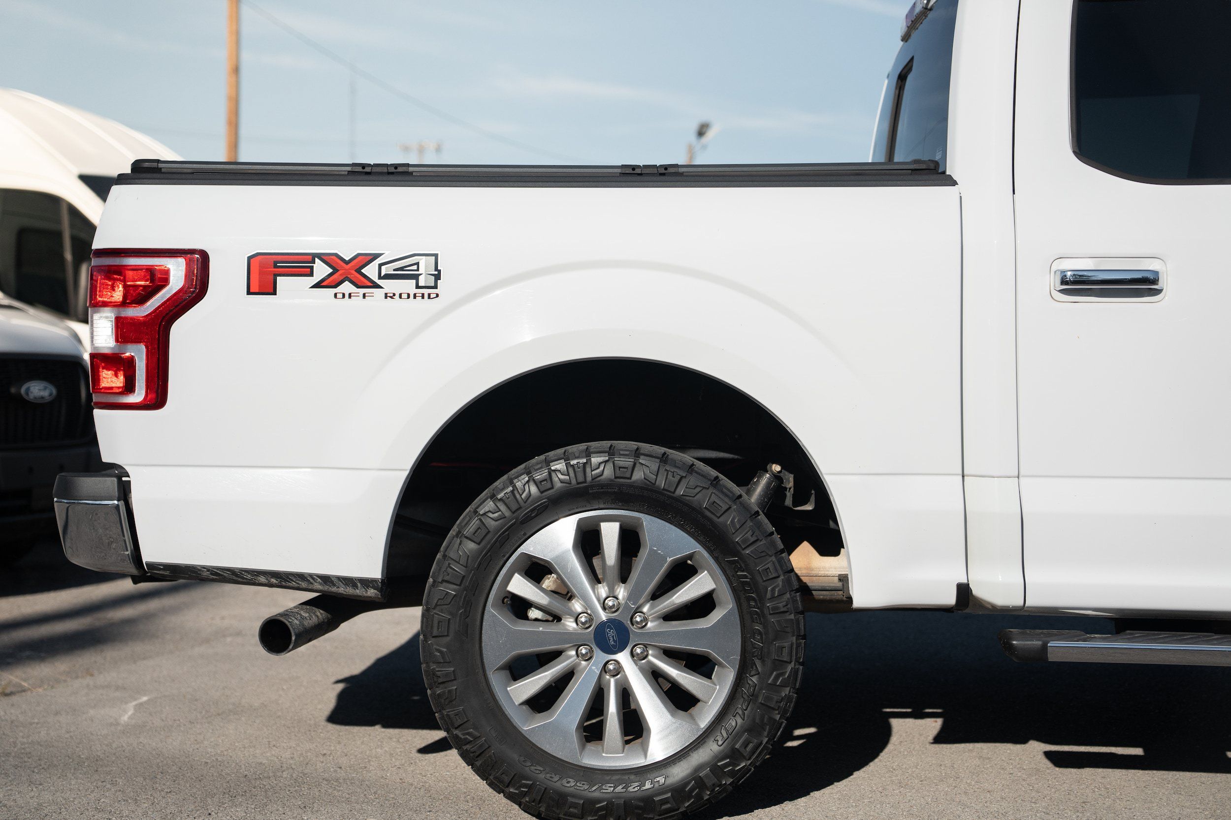 Used 2019 Ford F150 XLT w/ Equipment Group 302A Luxury AWD/4WD image 6