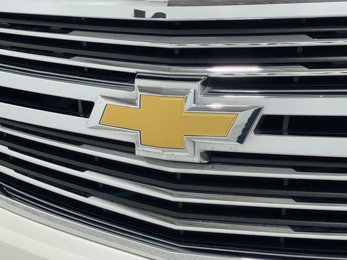 Used 2015 Chevrolet Tahoe LTZ AWD/4WD image 41