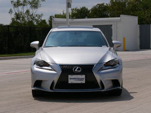 Used 2014 Lexus IS 250 w/ F-Sport Package RWD image 3