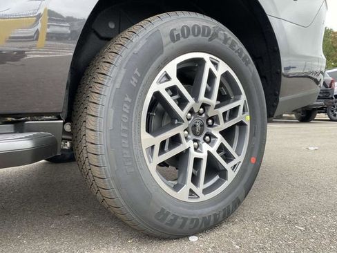 New 2025 Ford Expedition Max Active image 20