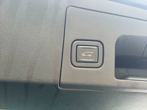Used 2023 Cadillac XT5 Luxury FWD image 15