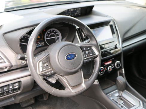 Used 2021 Subaru Forester Premium AWD/4WD image 17