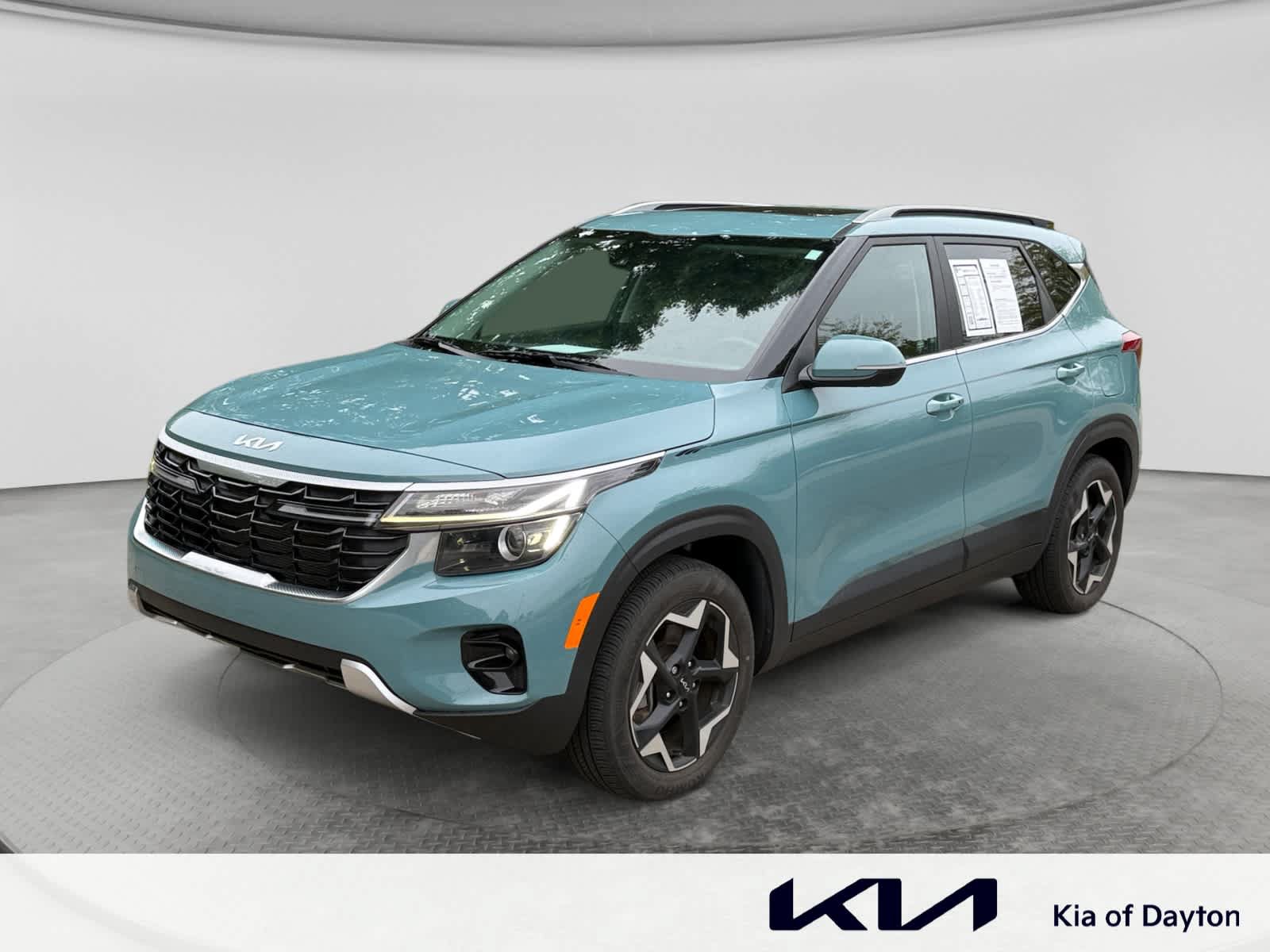Used 2024 Kia Seltos EX AWD/4WD image 1