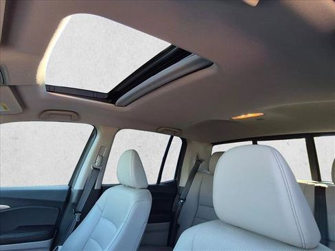 Used 2019 Honda Ridgeline RTL image 12