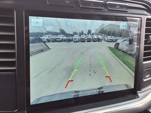 Used 2022 Ford F150 Lariat image 5