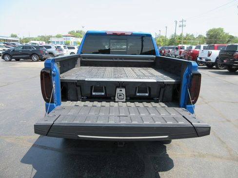 Certified 2023 GMC Sierra 1500 AT4X AWD/4WD image 8