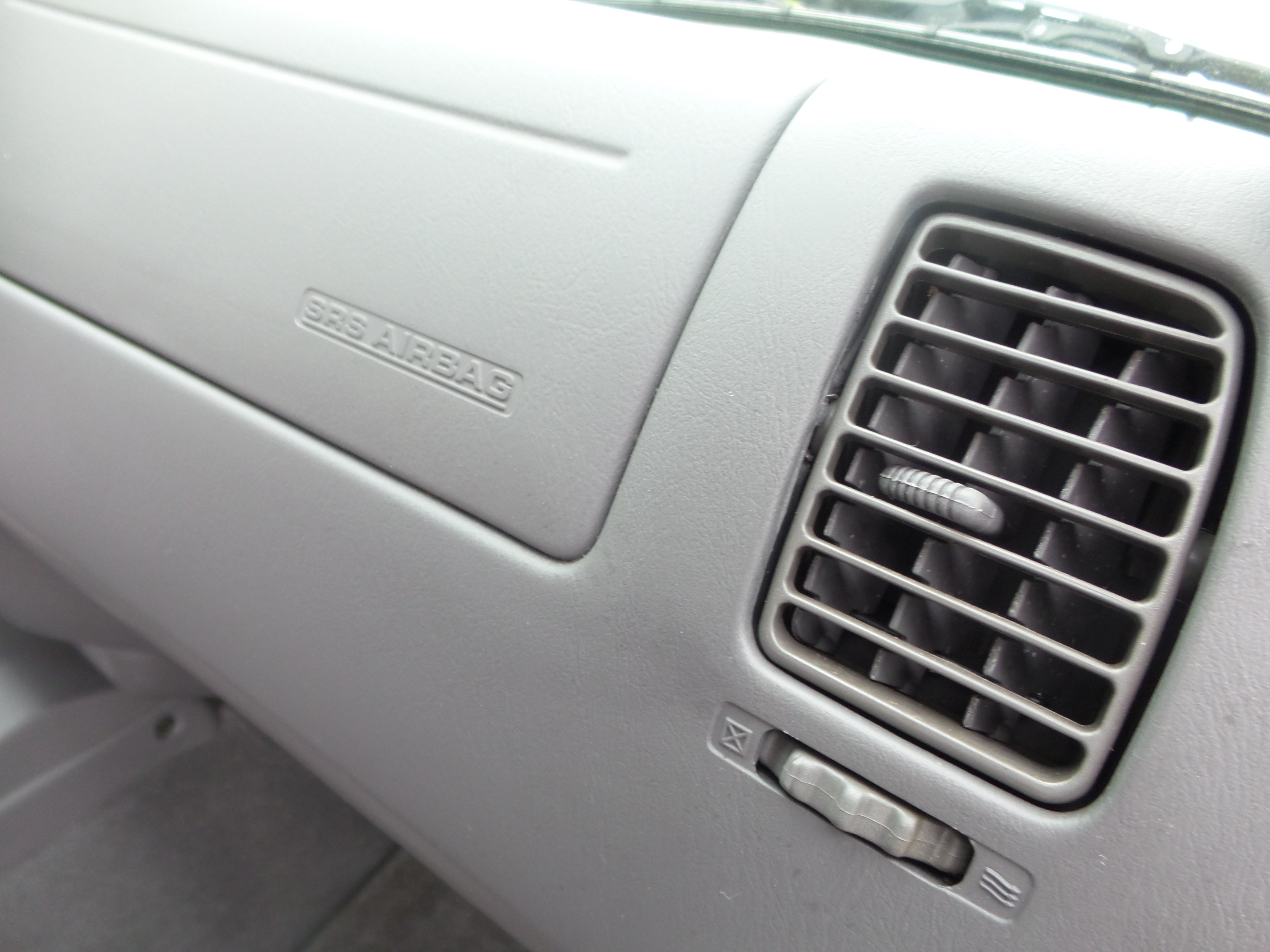 Used 2004 Toyota Tacoma 2WD Xtracab image 95