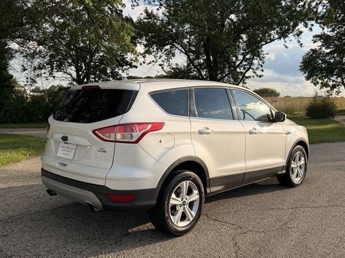 Used 2016 Ford Escape SE AWD/4WD image 5