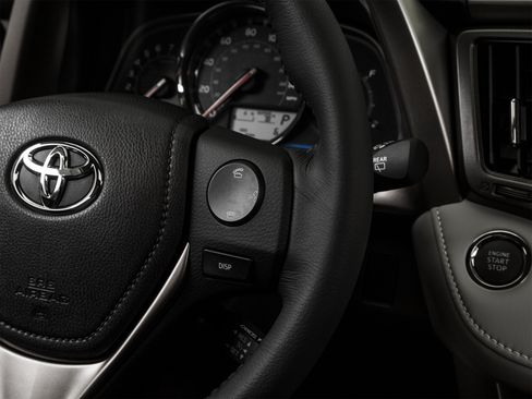 Used 2015 Toyota RAV4 Limited FWD image 50