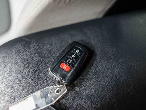 Certified 2019 Toyota RAV4 XLE image 44