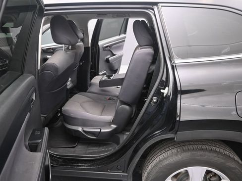 Used 2020 Toyota Highlander L AWD/4WD image 31