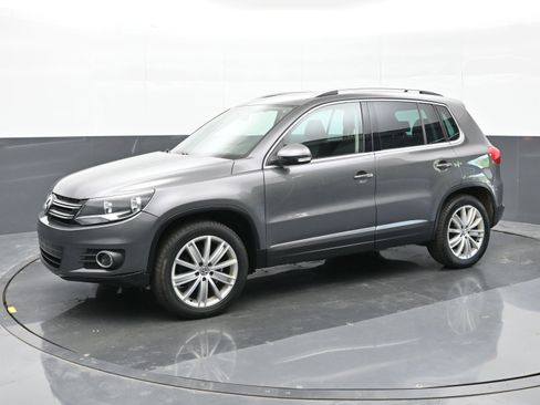 Used 2014 Volkswagen Tiguan SEL AWD/4WD image 8
