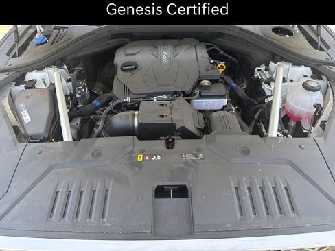 Certified 2026 Genesis GV70 2.5T Advanced AWD/4WD image 22