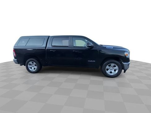 Used 2022 RAM 1500 Big Horn AWD/4WD image 3