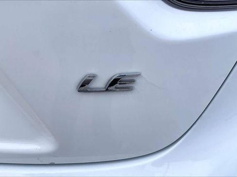 Used 2024 Toyota Corolla LE FWD image 10
