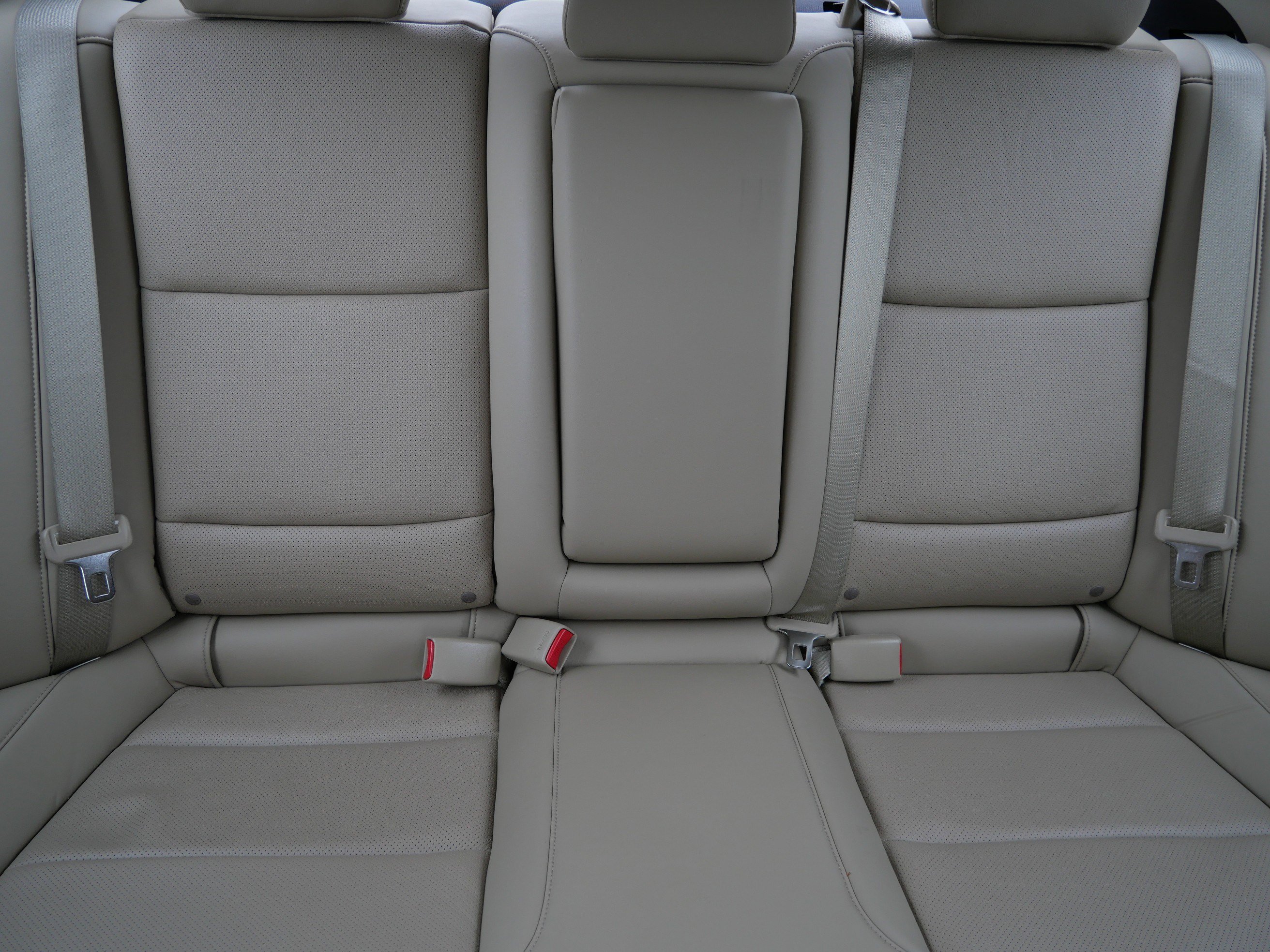 Used 2015 Acura TLX w/ Technology Package FWD image 13