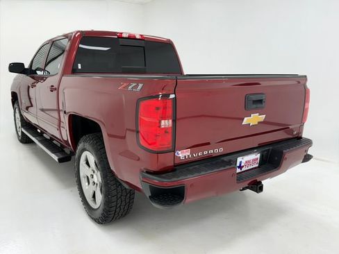 Used 2018 Chevrolet Silverado 1500 LT w/ Texas Edition image 38