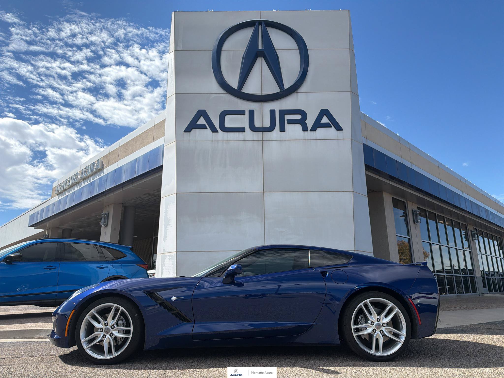 Used 2019 Chevrolet Corvette Stingray Coupe w/ 1LT RWD image 1