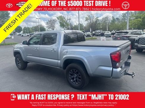 Used 2023 Toyota Tacoma SR5 w/ Technology Package image 5