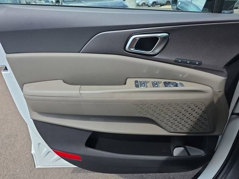 New 2026 Kia Carnival SX FWD image 9