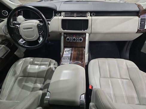Used 2016 Land Rover Range Rover HSE image 9