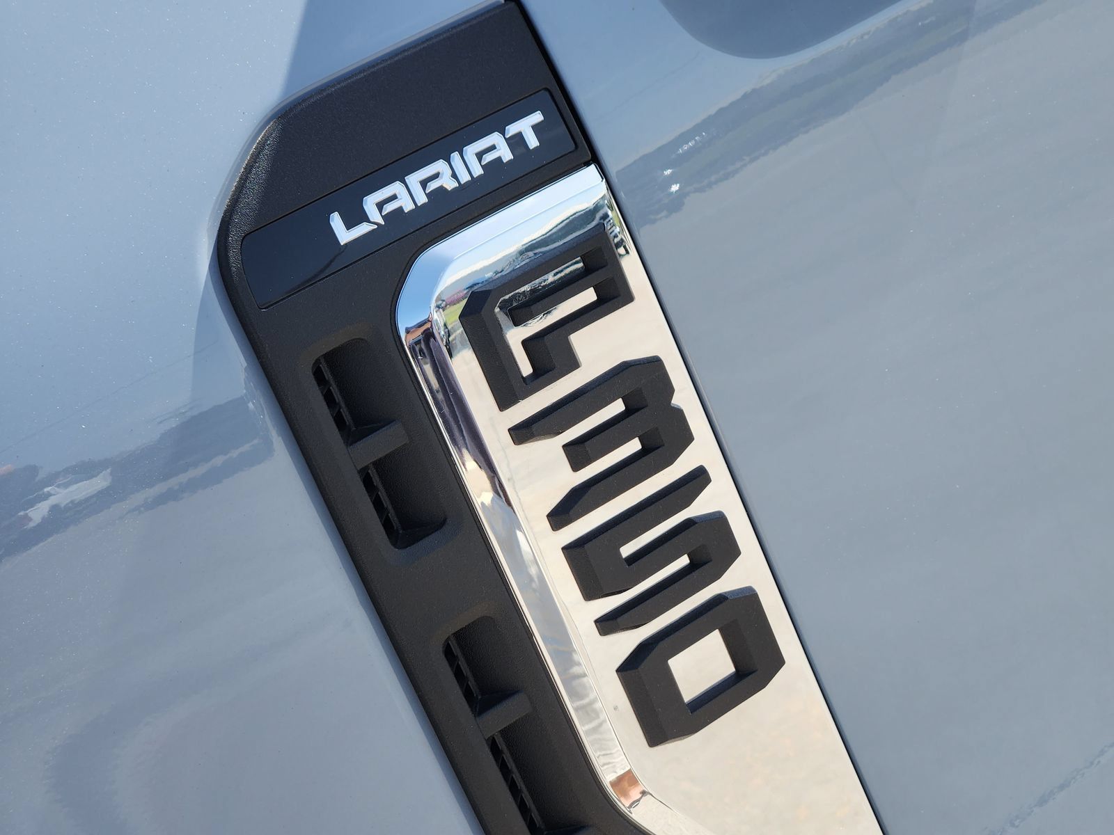 New 2026 Ford F350 Lariat w/ Lariat Premium Package AWD/4WD image 13