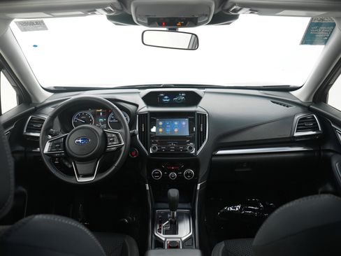 Used 2023 Subaru Forester Premium image 15