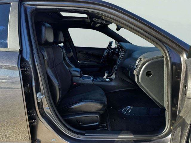 Used 2018 Dodge Charger GT AWD/4WD image 50