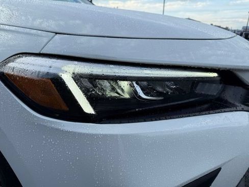 Used 2024 Honda Civic EX image 8