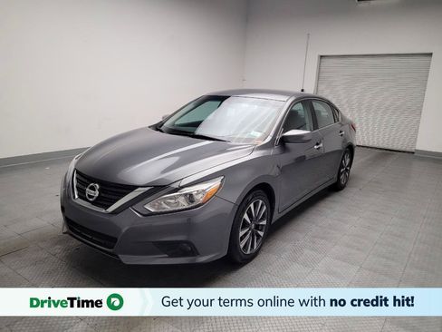 Used 2017 Nissan Altima 2.5 SV FWD image 1
