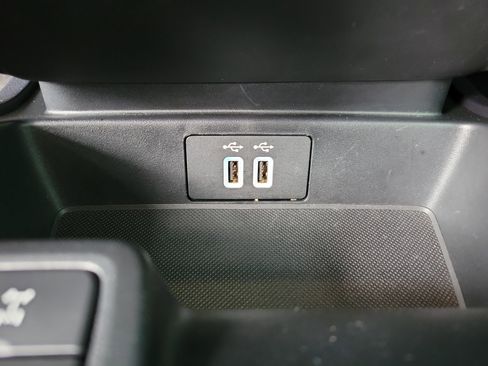 Used 2022 Ford Ranger XLT w/ Equipment Group 302A High image 15