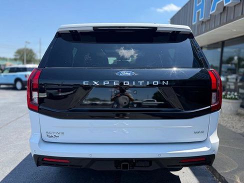 Certified 2025 Ford Expedition Max Active AWD/4WD image 3