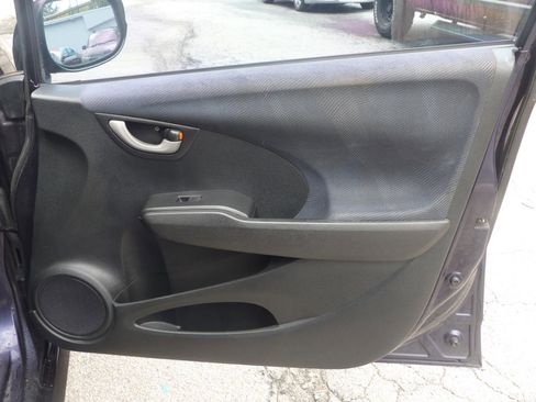 Used 2010 Honda Fit Sport image 12