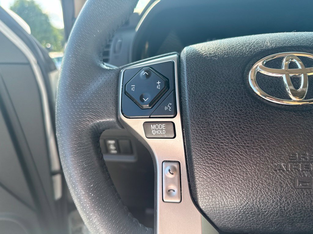 Used 2021 Toyota 4Runner SR5 Premium w/ Moonroof Package AWD/4WD image 9