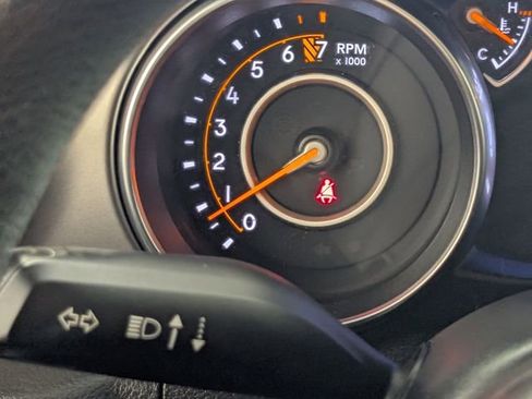 Used 2019 Jeep Wrangler Unlimited Sport image 28