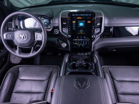 Used 2025 RAM 1500 Laramie w/ Night Edition AWD/4WD image 15