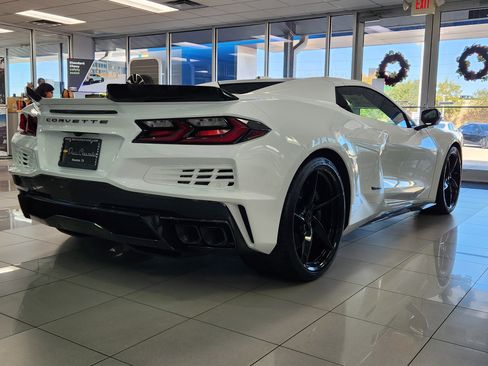 New 2025 Chevrolet Corvette E-Ray w/ ZER Performance Package image 3