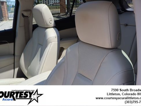 Used 2021 Buick Envision Essence w/ Technology Package I AWD/4WD image 19