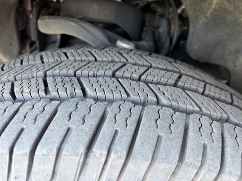 Used 2020 Ford F150 Lariat w/ Max Trailer Tow Package image 26